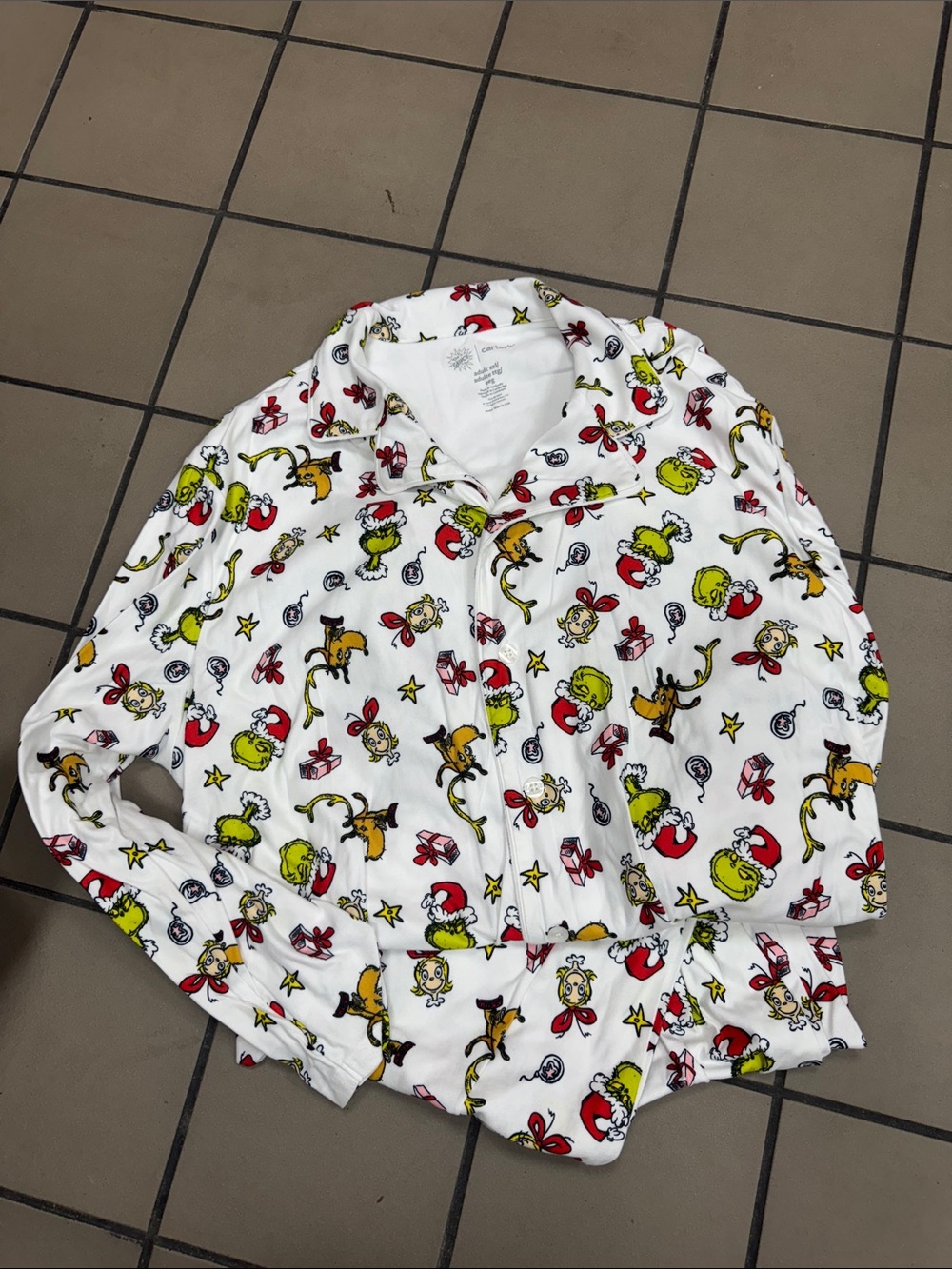 Carter's White Grinch Print Pajama Top and bottoms with Red and Green Accents